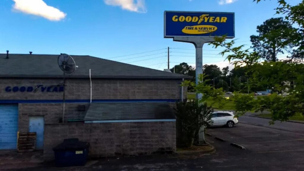Goodyear Auto Service.