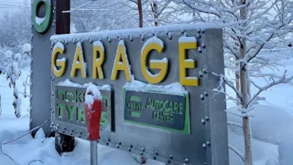 Metropolitan Garage - (Fairbanks, AK).