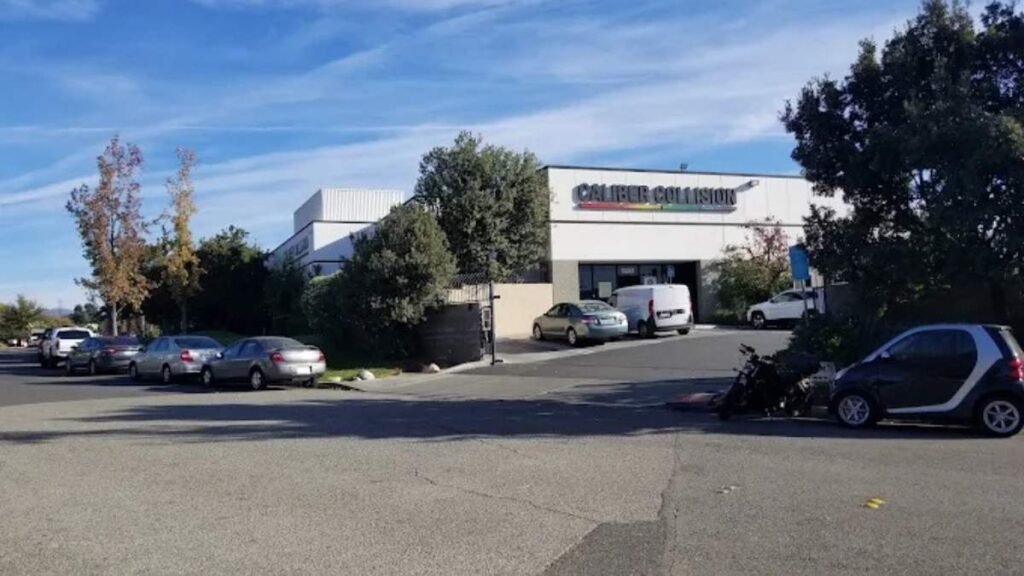 Caliber Collision - Santa Clarita, CA.